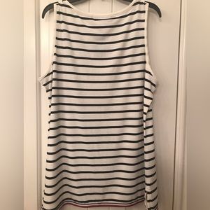 Tommy Hilfiger ladies top, red, white & blue, size M